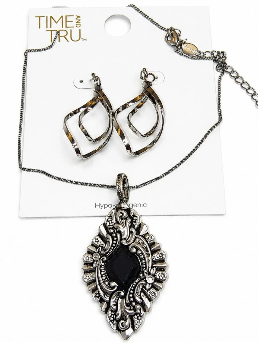 Chico's Silver Tone Black‎ Pendant Necklace & Time and Tru Matching Earrings Set